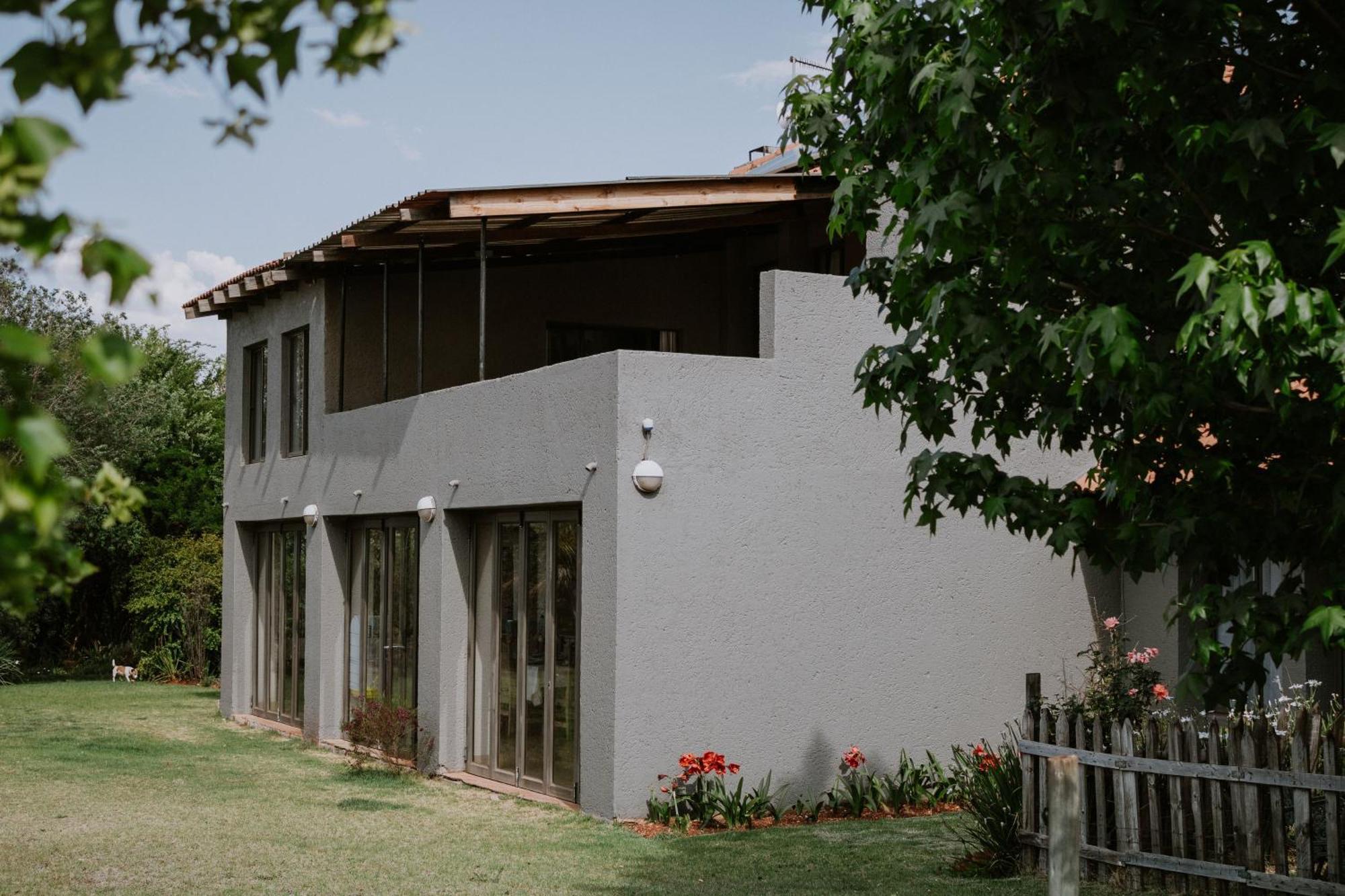 White Linen Guesthouse Tierpoort Exterior photo
